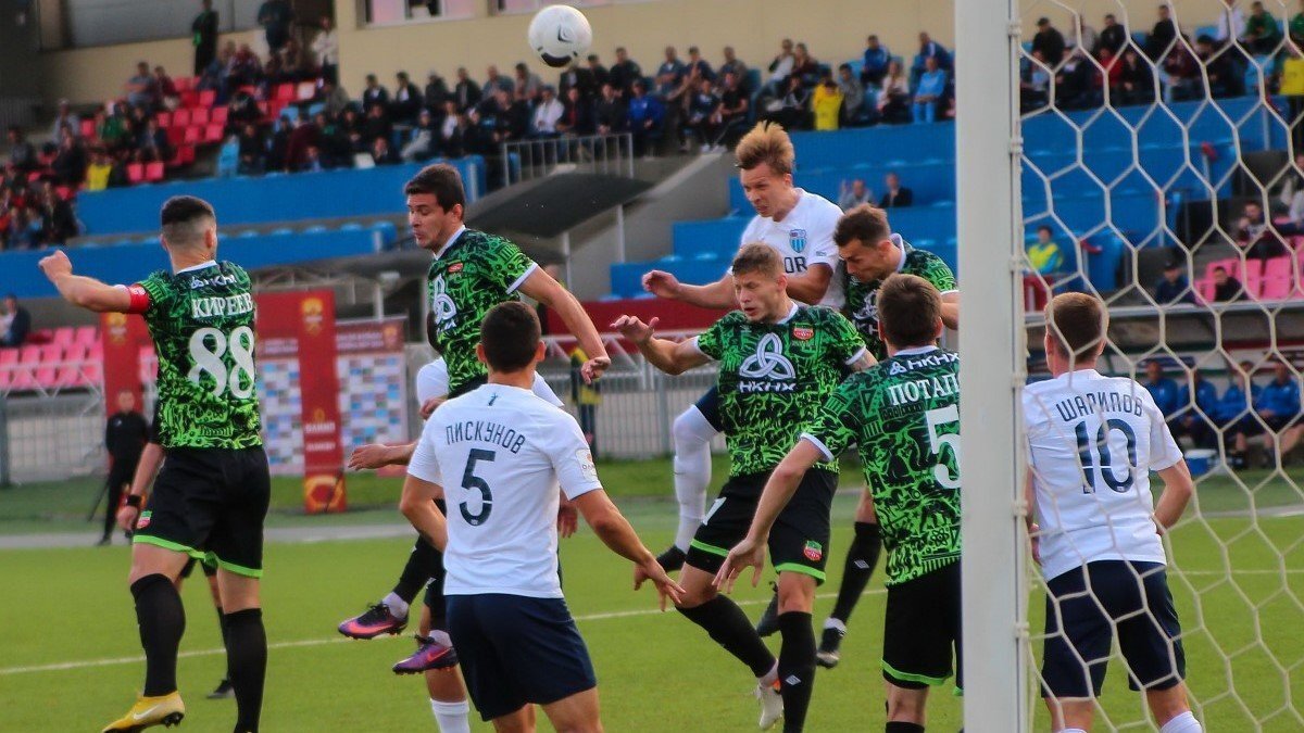 Сезон в ФНЛ не будет доигран. В РПЛ вышли "Ротор" и "Химки". Фото - ФНЛ.