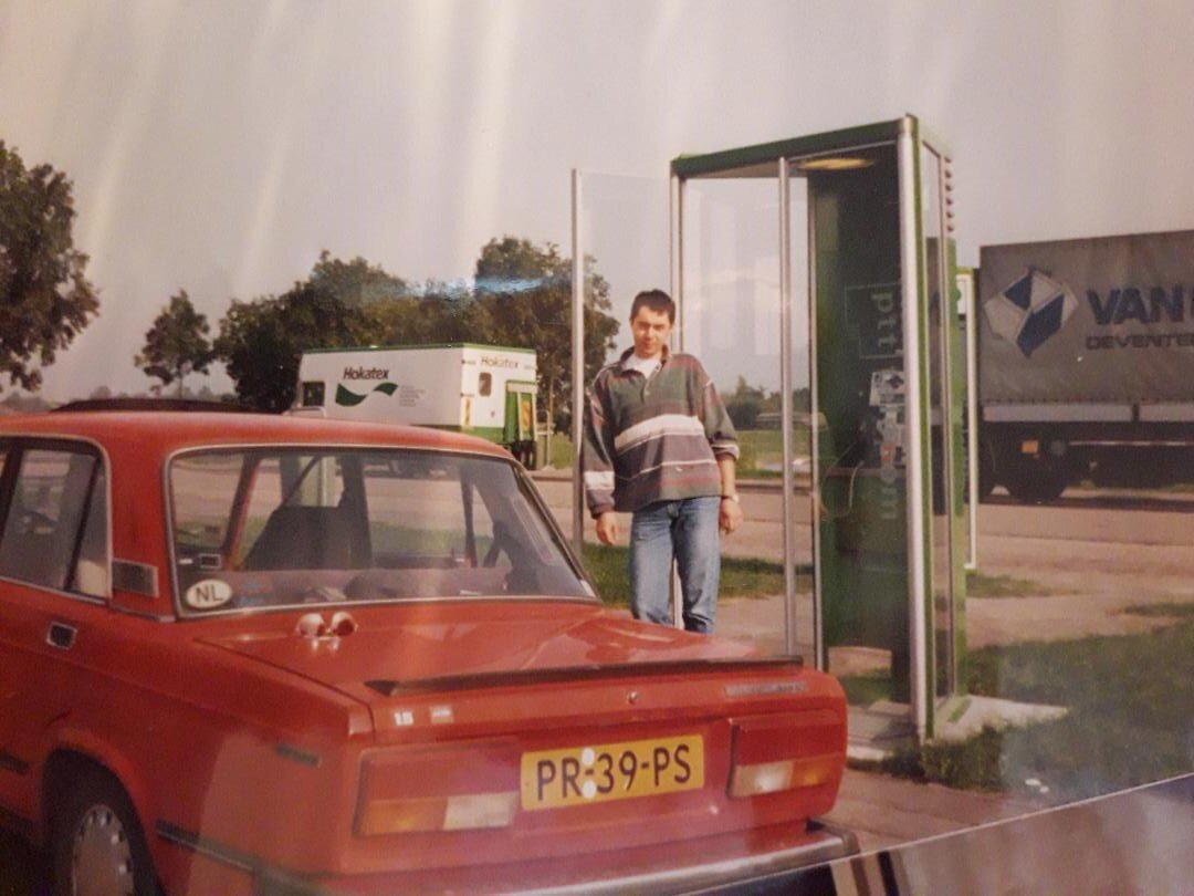 Вторая купленная в Голландии машина - Лада семерка. Люк, задний спойлер, велюр - мечта!