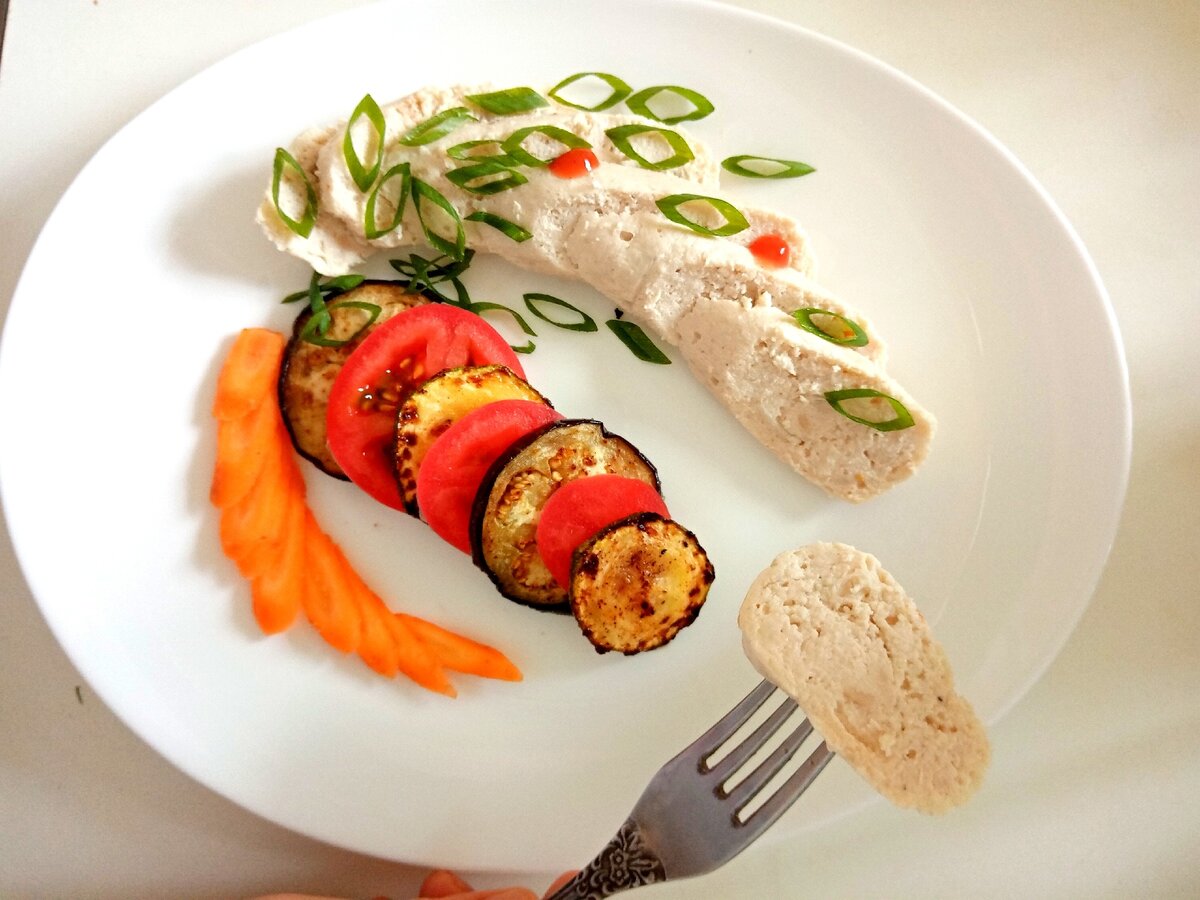 Такие сосиски сумеет приготовить каждый, главное читайте рецепт до конца, чтобы ничего не упустить. 