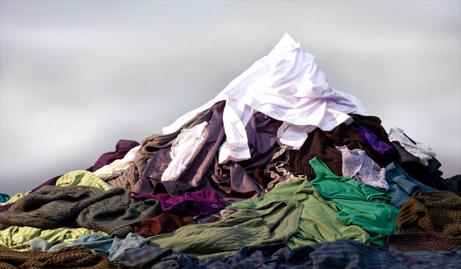 Сколько таких «эльбрусов» из вещей по всей планете... не счесть