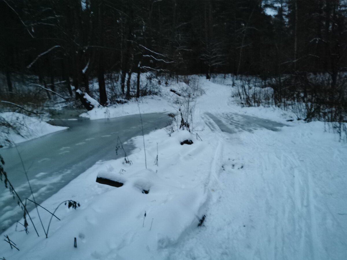 Этот ручей нам предстояло пересечь ночью.