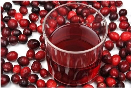 Клюква ,кислая ,но какая полезная
