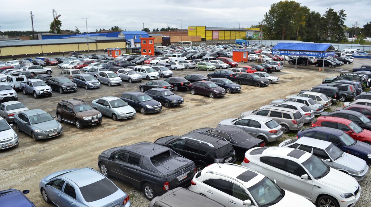 Самые продаваемые авто на вторичном рынке России. Источник иллюстрации - auto.ru