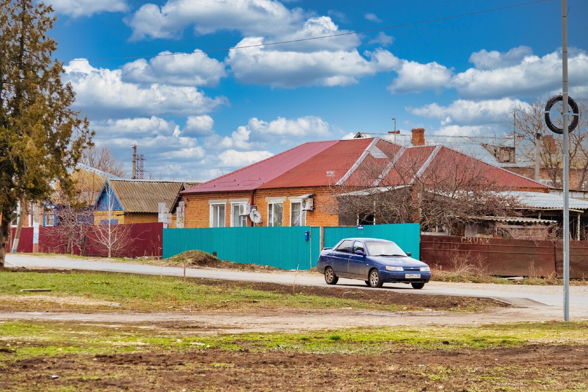 Поселок горький волгоградская область. Поселок Максима Горького. Поселок имени Максима Горького Саратовская область.