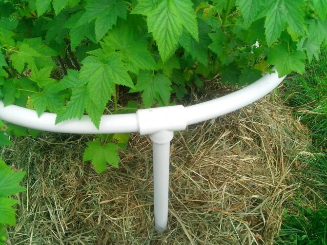 Фото: semechka.su/wp-content/uploads/5_opora-iz-pvh.jpg