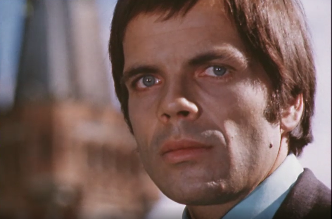 Кадр из телефильма "Фаворит" (1976)