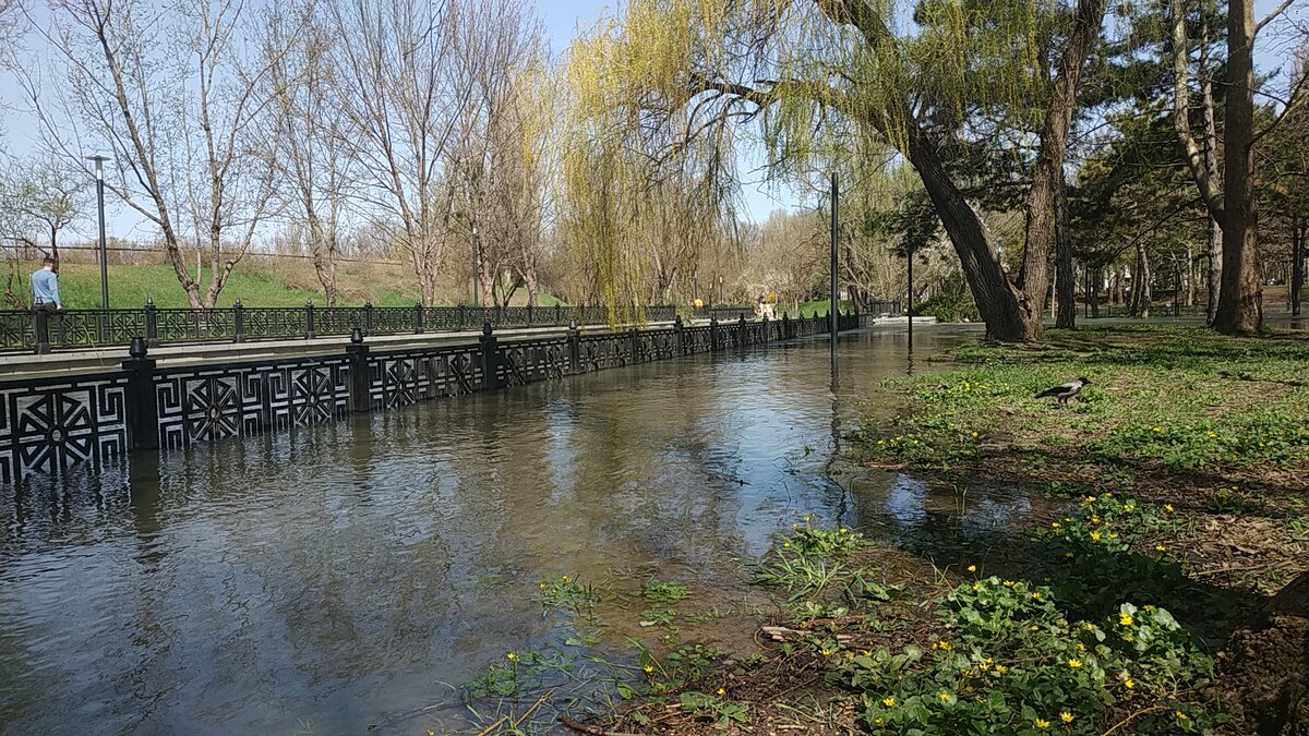 Салгир в Гагаринском парке
