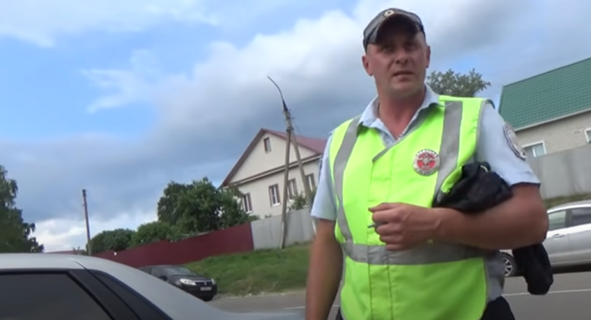 нюша певица не перебивай. включить песню. иван васильевич мем. включи песню каждому. тексты известных песен.