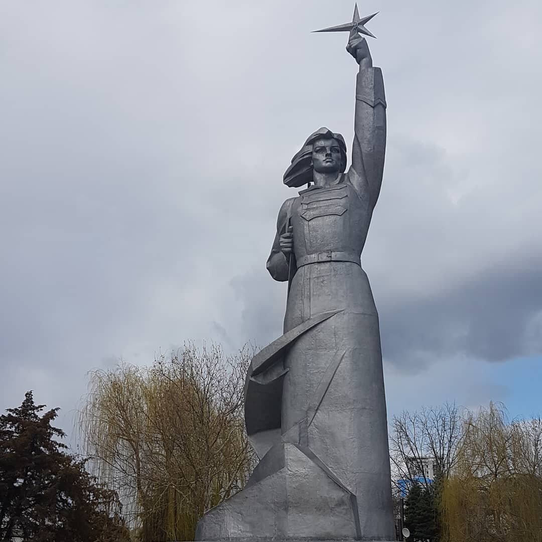 Памятник Авроре в Краснодаре
