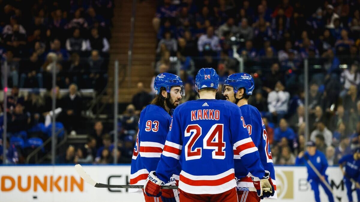    Хоккеисты "Нью-Йорк Рейнджерс"© Фото : nhl.com/rangers