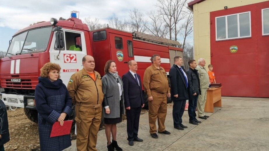     В День образования Хабаровского края в поселке Тумнин открыли новую пожарную часть.