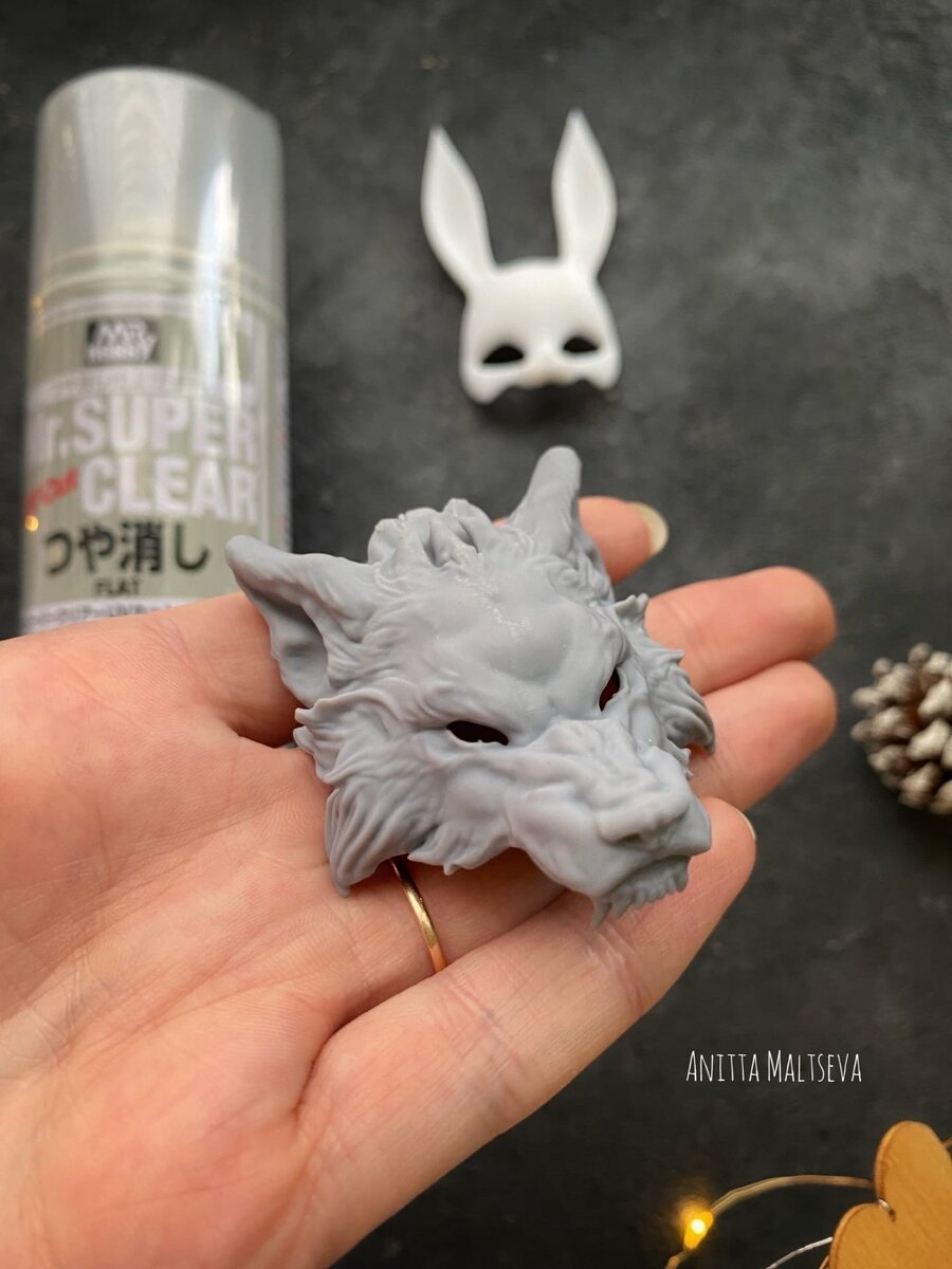 Маска волка, напечатанная на 3D-принтере