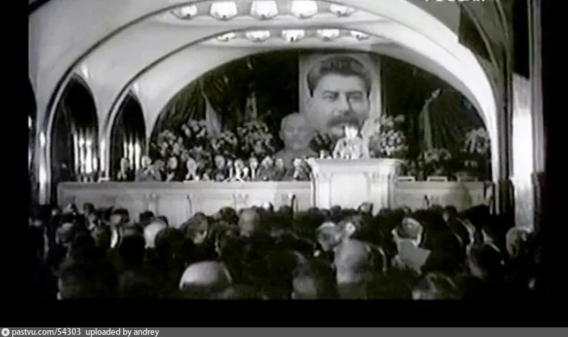 Торжественное заседание на станции «Маяковская»