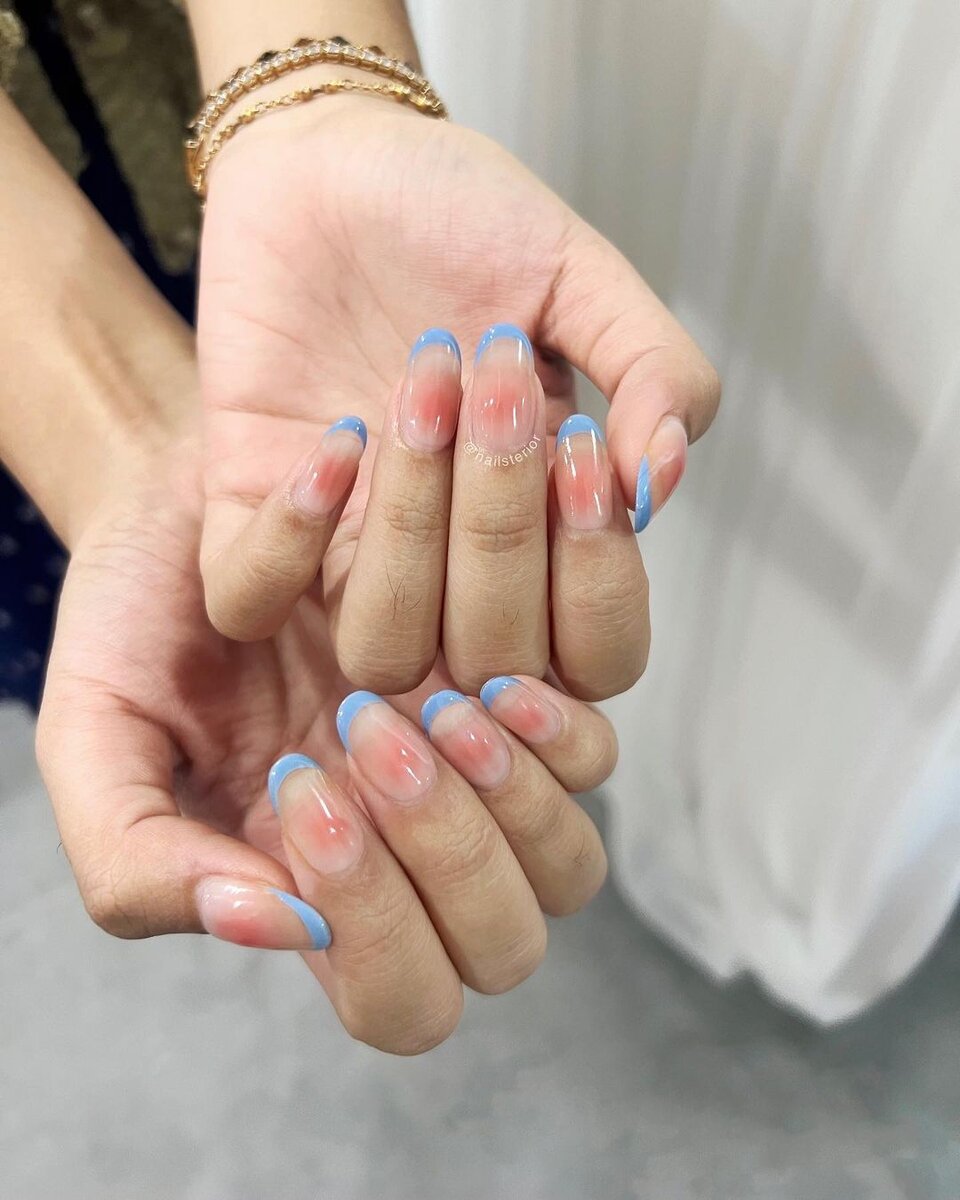   @nailsterior