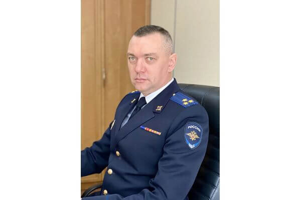    Заместитель начальника ГСУ ГУ МВД по Самарской области полковник юстиции Игорь Бровяков