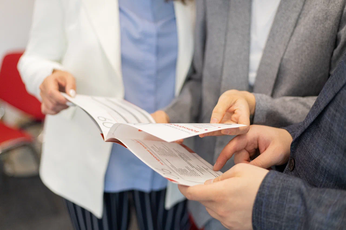 За нарушения в сфере воинского учета предусмотрен штраф. Избежать этого можно, только действуя в рамках закона. 