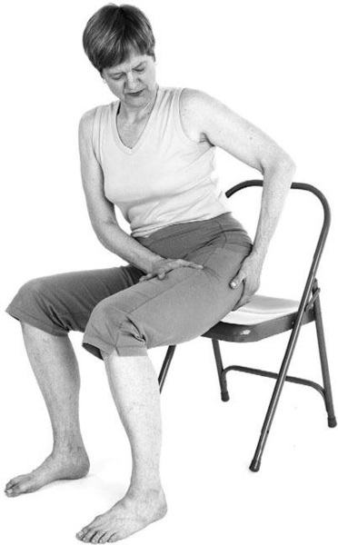 Это движение необходимо делать во всех позах сидя и на полу и на стуле.(нашла фото только на стуле)