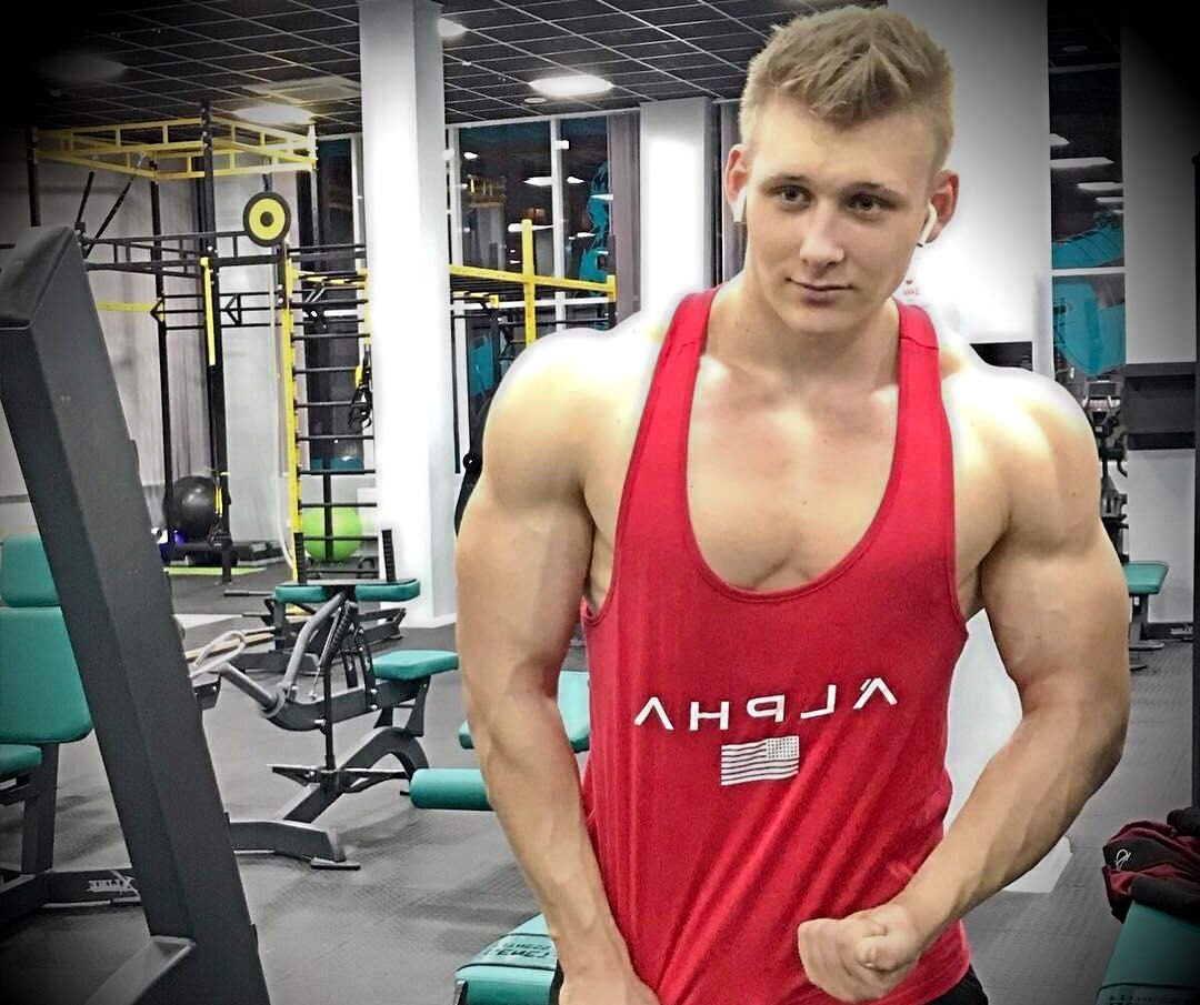 Занимаюсь уже три года,  и работаю тренером.