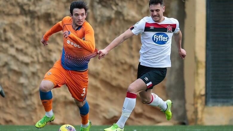 Давид Караев (слева)