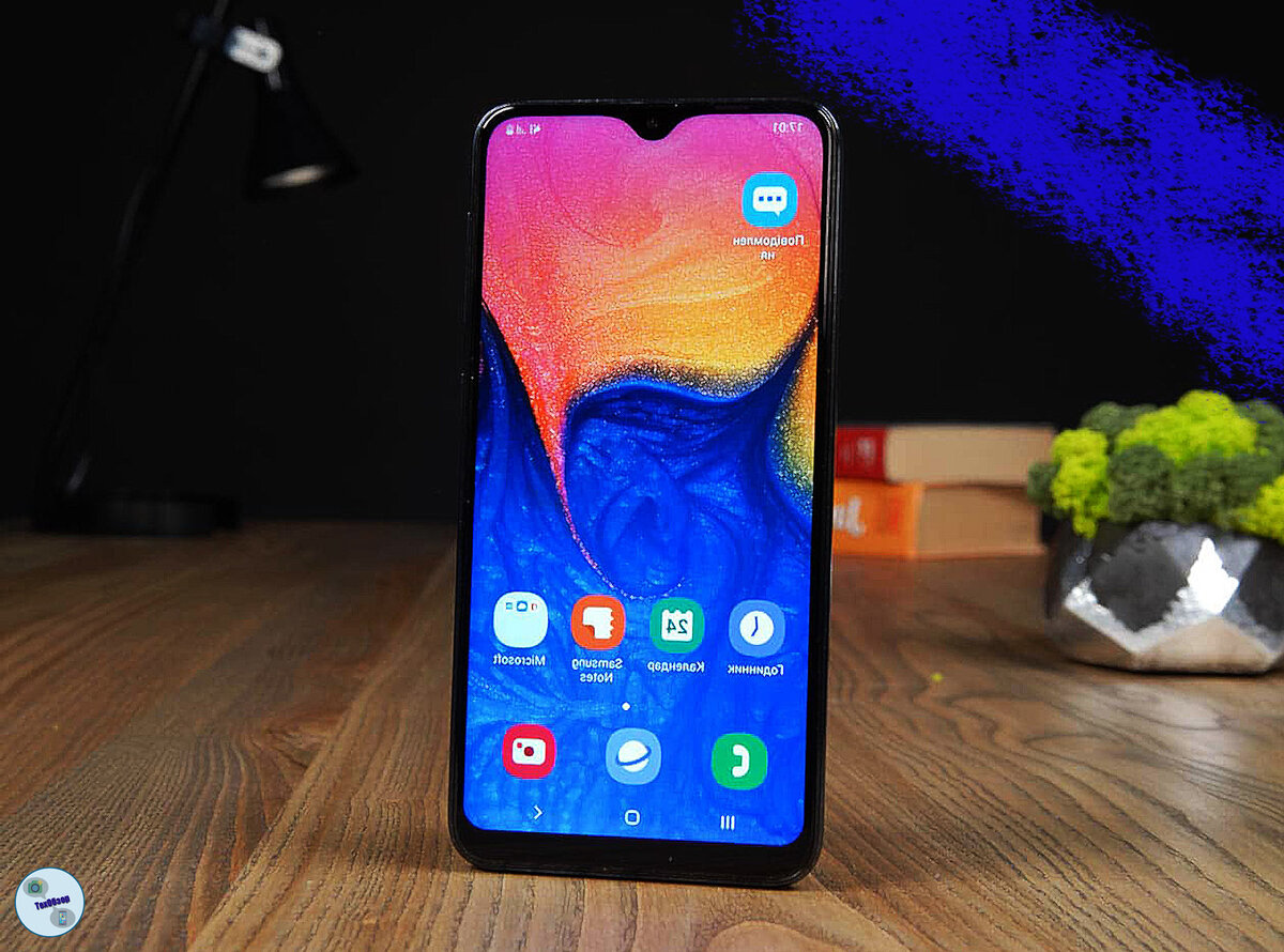 Смартфон Samsung Galaxy A10