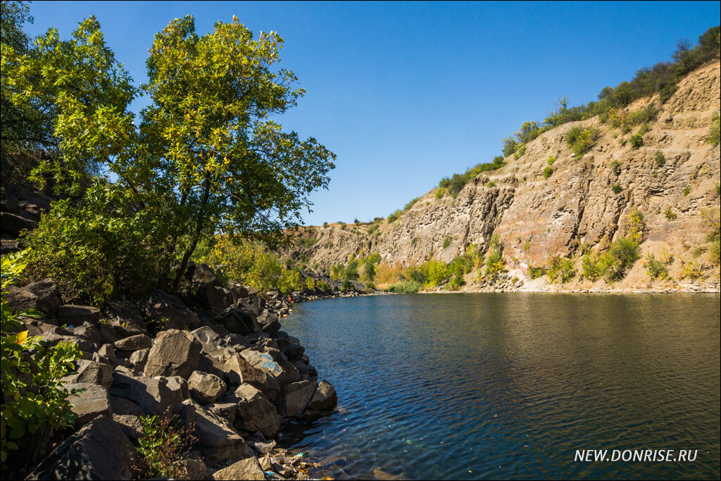 Карьер красный сулин фото