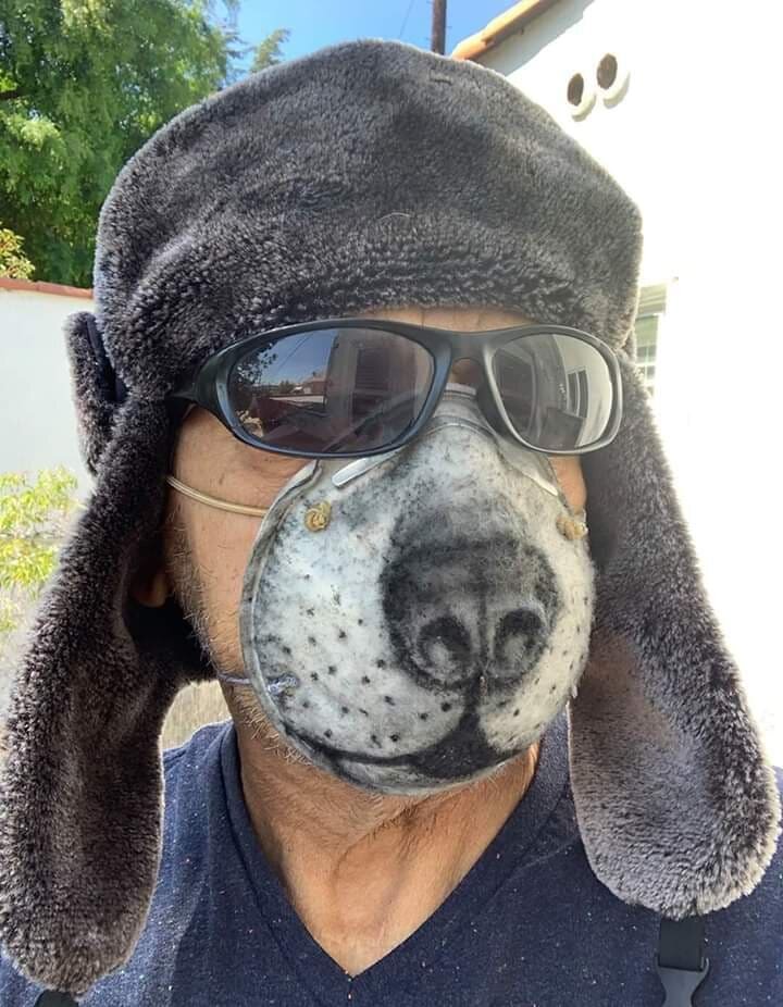 Маска для любителей собак