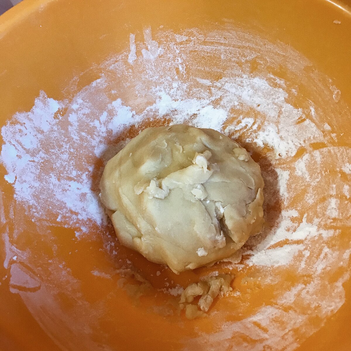 Должен получиться такой шарик. Мягкий и эластичный