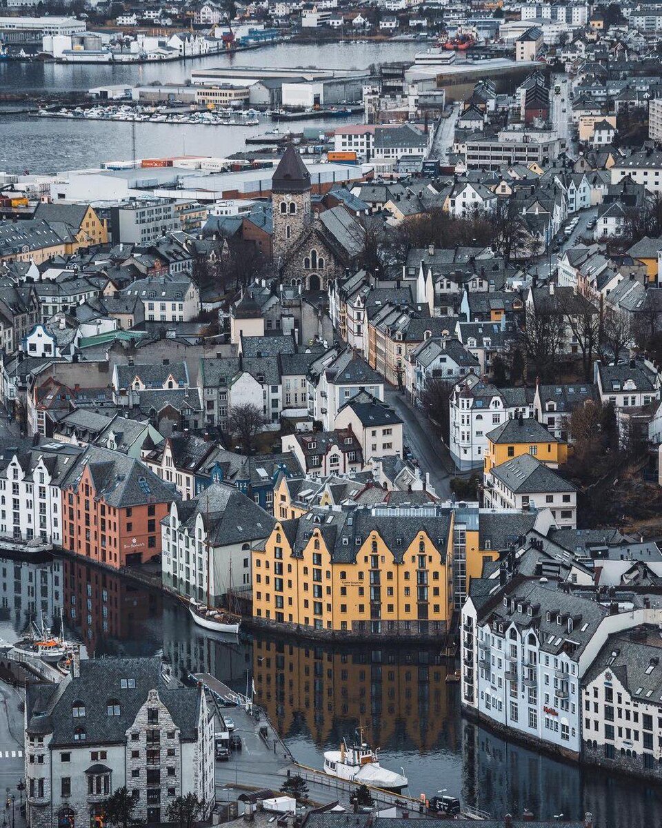 Олесунн, Норвегия