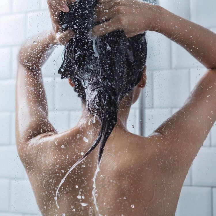 Instagram / @FROIKA_GENOVE_NATIRIS