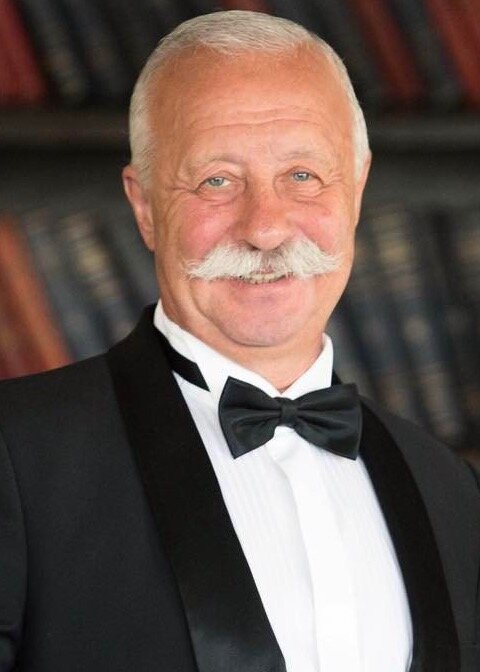 Леонид Якубович 