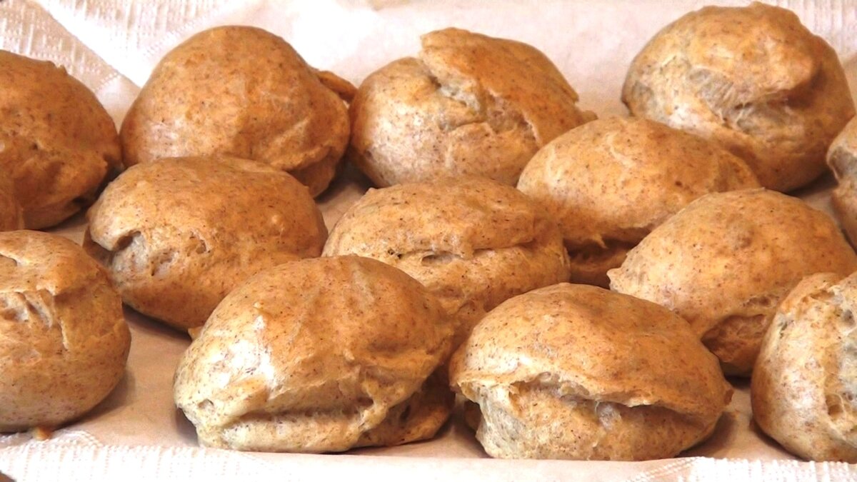 Заварные воздушные сырные шарики. Профитроли.