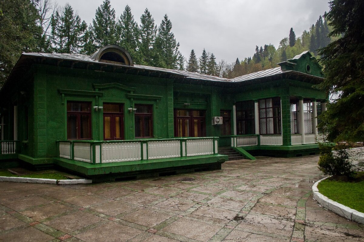 Дача Сталина в Абхазии