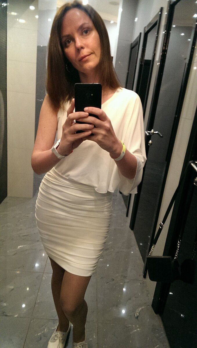 Как же хочется быть такой же крутой и красивой, как дочь маминой подруги