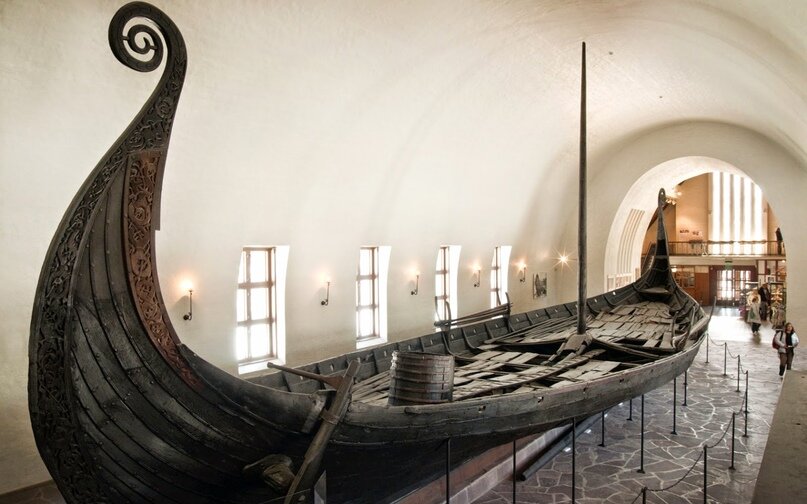 Гокштадский корабль в одной из кают которого и была найдена игровая доска с разметкой под Хнефатафл.