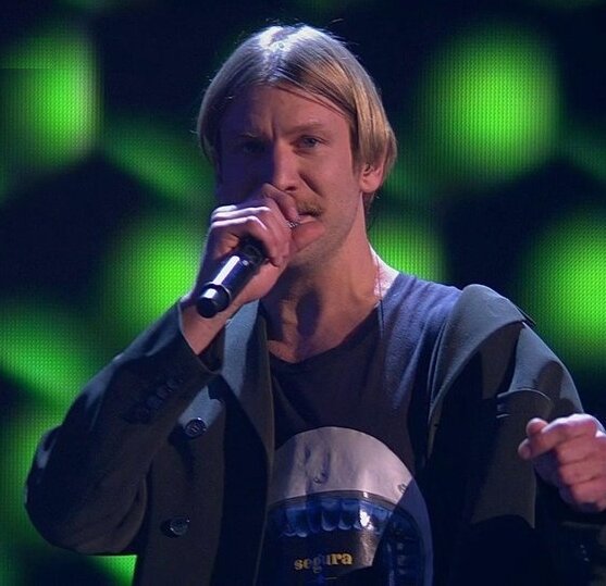 Выступление Ивана Дорна в проекте "Голос". Источник: эфир "Первого канала".