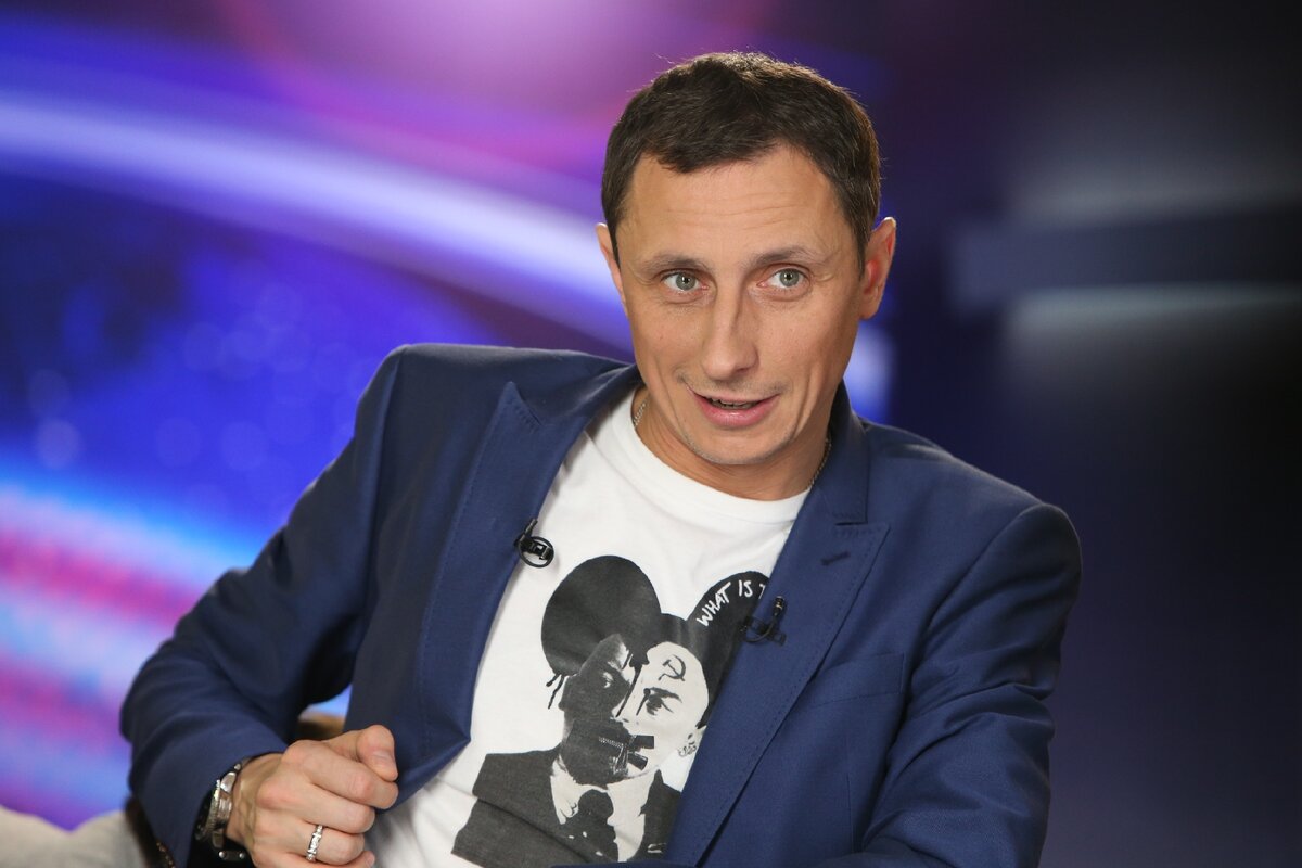 Харламов и галыгин аналитики. Вадим Галыгин ведущий. Сергей Галыгин. Вадим Галыгин жюри. Вадим Галыгин автомобиль