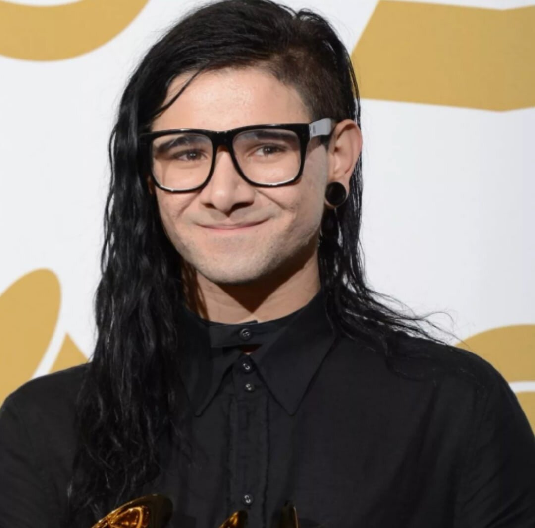 скриллекс 2022. сонни мур 2021. сонни мур 2004. группа скриллекс. Skrillex 2010.