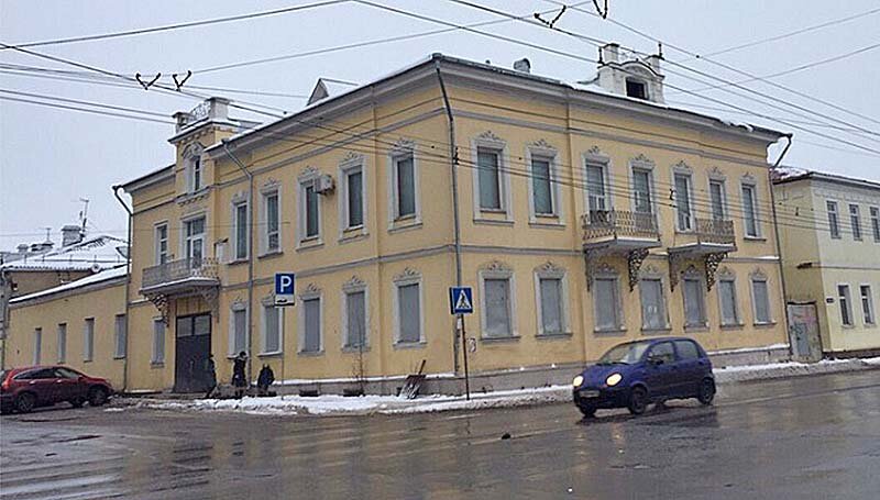 Ул. Ломоносова, 19