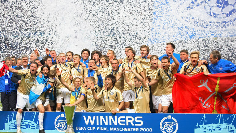  В 2008 году произошло одно из важных событий в современном российском футболе. Петербургский «Зенит» взял долгожданный трофей- кубок УЕФА.