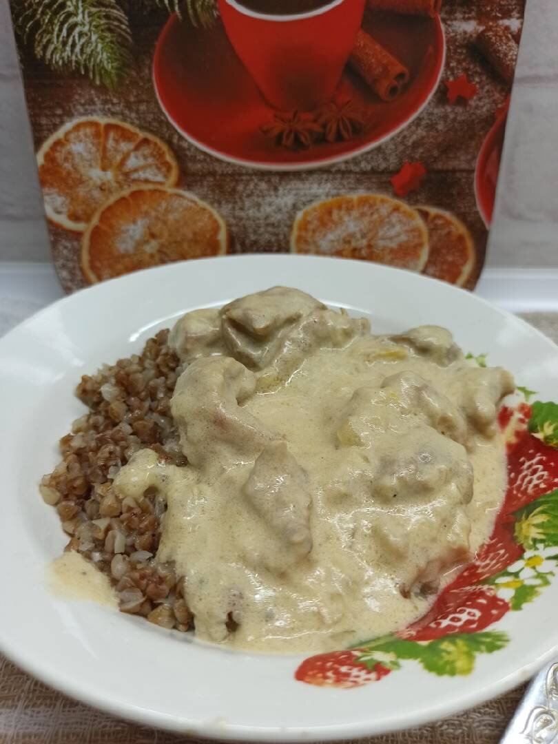 Мясная подлива в луково-сметанном соусе. Пикабу