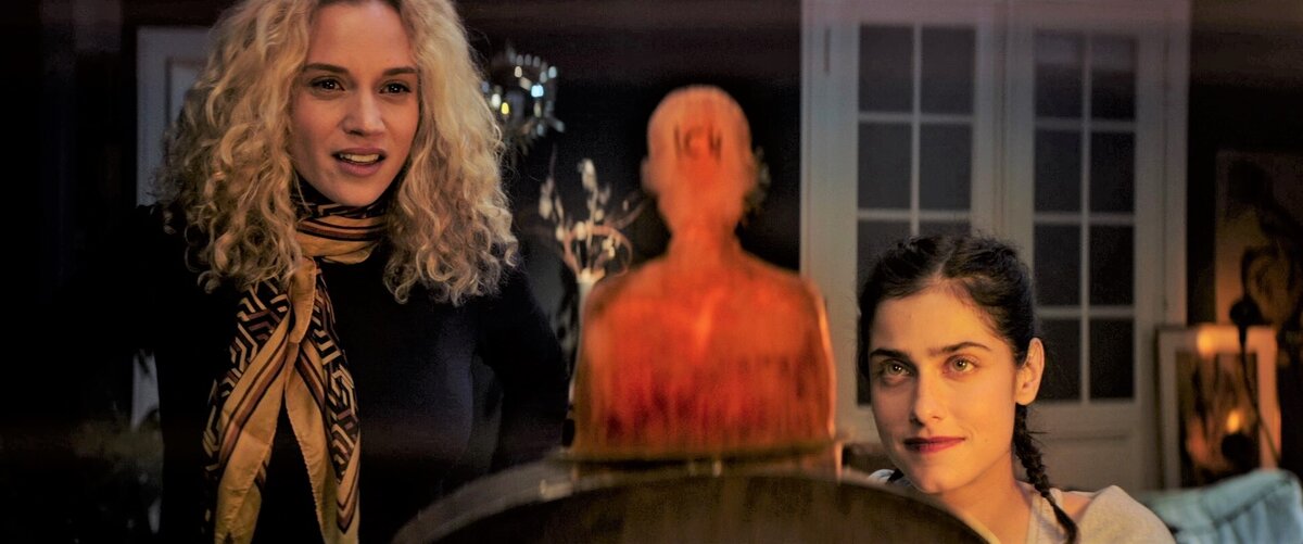  Первая встреча с ich. Просто фигурка из коробки. Кадр из к/ф «Календарь Дьявола». 