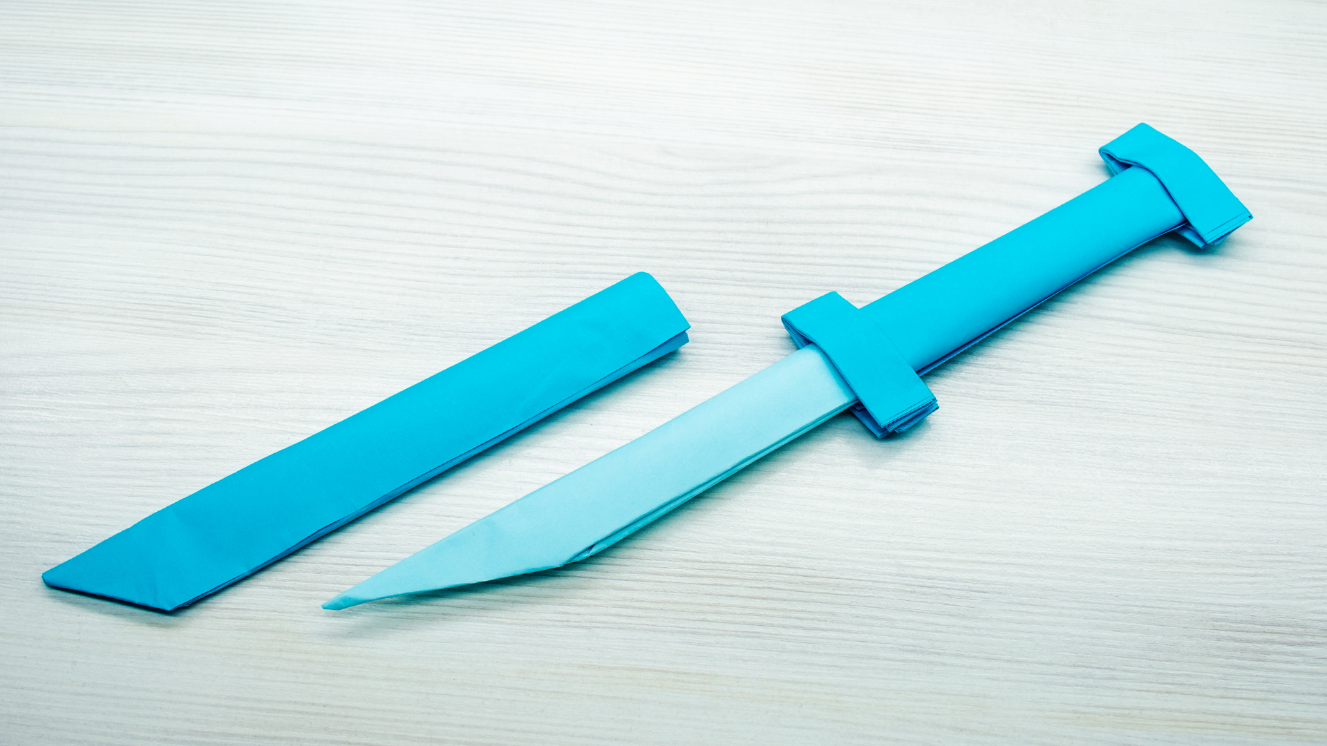 Как сделать раскладной складной нож из бумаги А4 своими руками?
