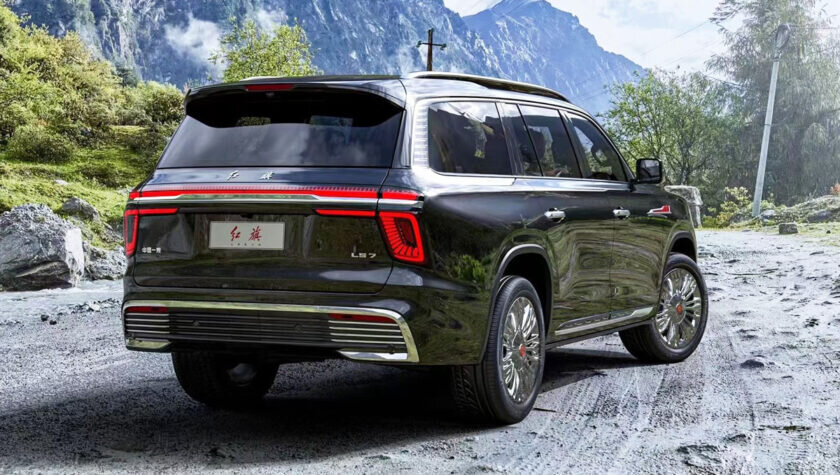 Новый китайский внедорожник Hongqi LS7