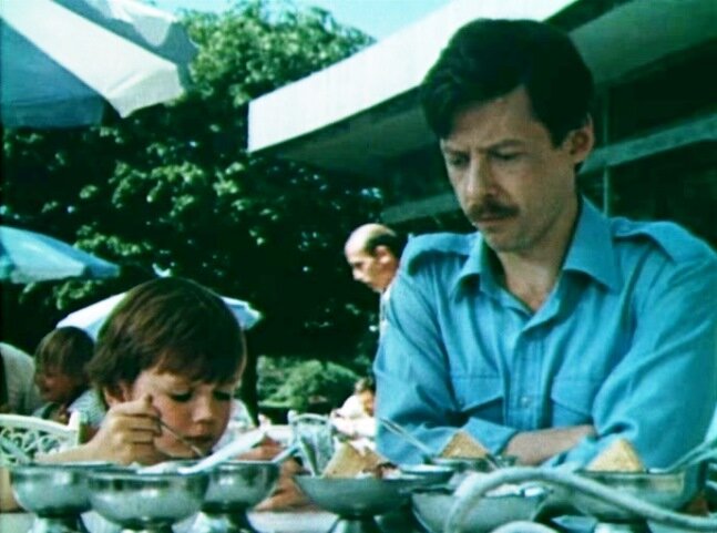 "Воскресный папа"