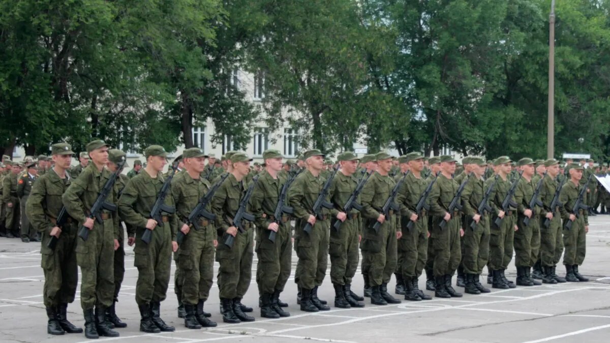 Сколько раз мобилизованные на СВО могут звонить родным и писать письма: все  правила общения с семьей для ушедших на фронт | Драга.Лайф | Дзен