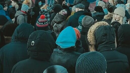     Петербуржские «смузи-менеджеры» под руководством мудрых олигархов культурной столицы оставили работяг на Сахалине без зарплат на несколько месяцев. Общий долг работодателя уже приблизился к 180 000 000 рублей.