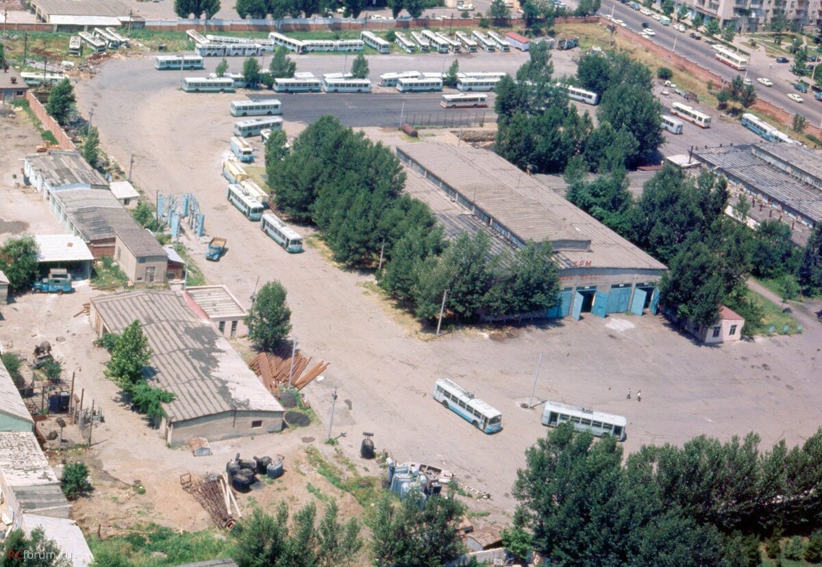 Территория депо №2, лето 1974 года. Источник фото – rcforum.ru.