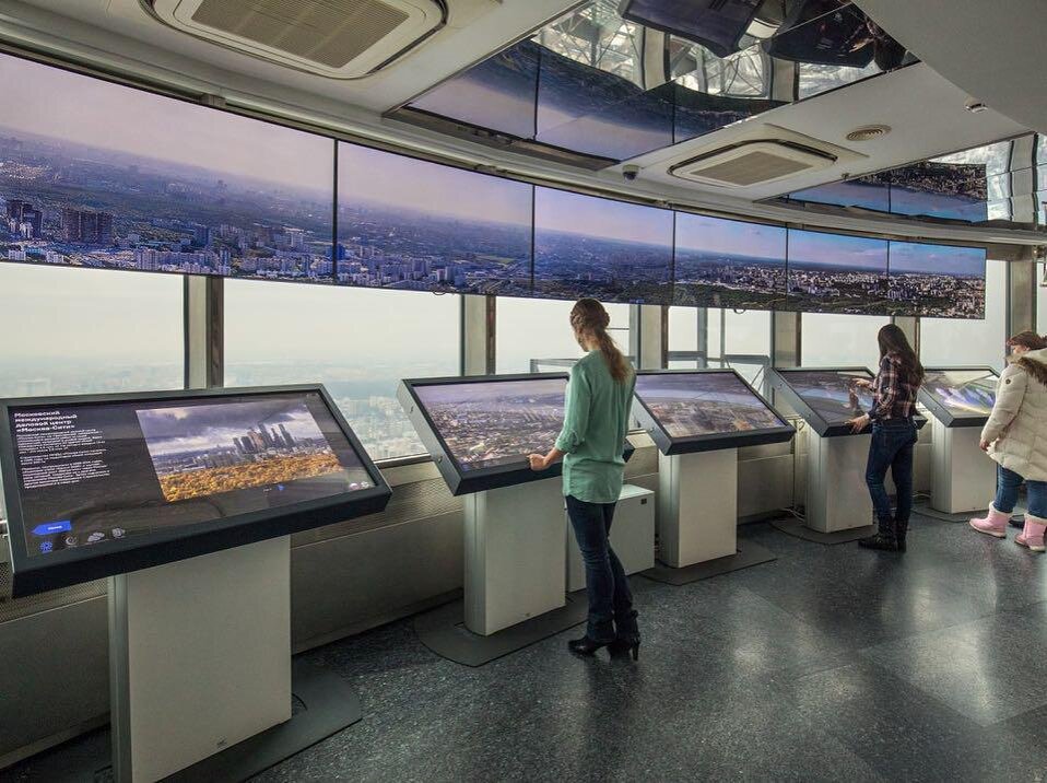 Закрытая смотровая площадка – уровень 337 м. Фото by Останкинская телебашня
https://www.instagram.com/p/BtTpLPslC-9/ 