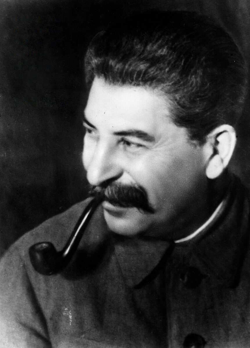 Товарищ Сталин (Джугашвили). Источник: Яндекс.Картинки