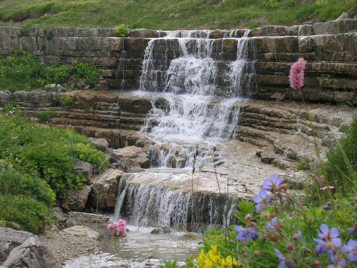 Курджипские водопады плато Лагонаки